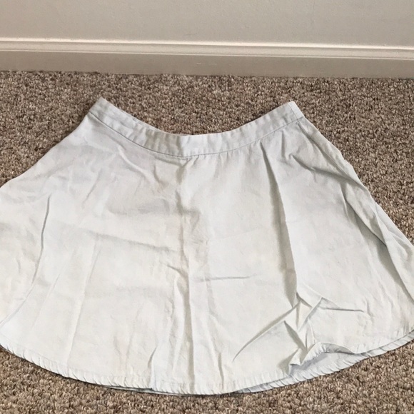 Light blue jean mini skirt - Picture 4 of 7